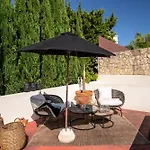 804 Quinta Felicidade Villa