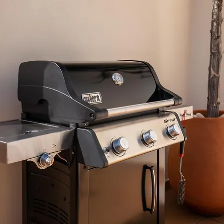 804 Quinta Felicidade Villa *