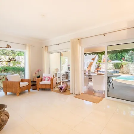 فيلة 804 Quinta Felicidade