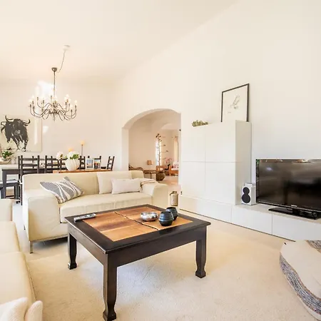 فيلة 804 Quinta Felicidade